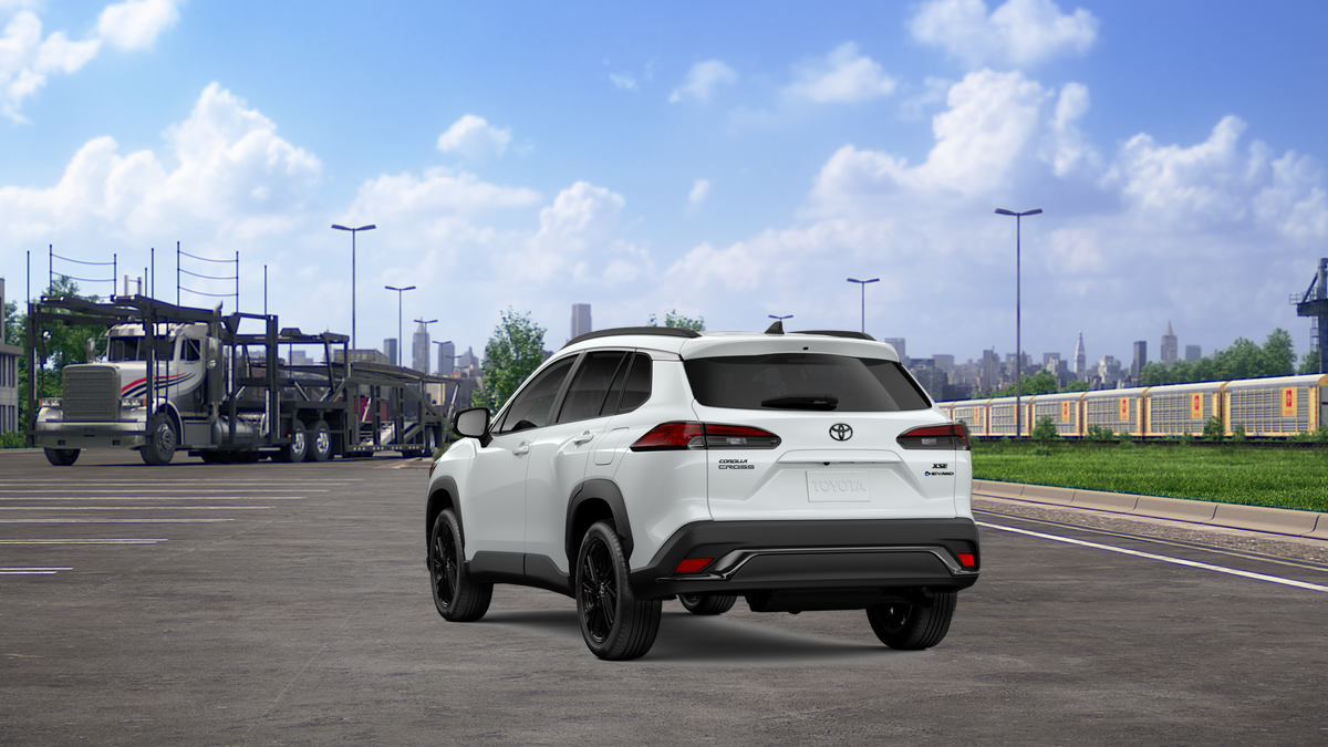 2026 Toyota Corolla Cross XSE - Photo 7