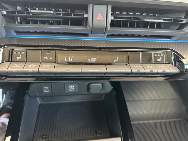 2025 Toyota Prius XLE AWD