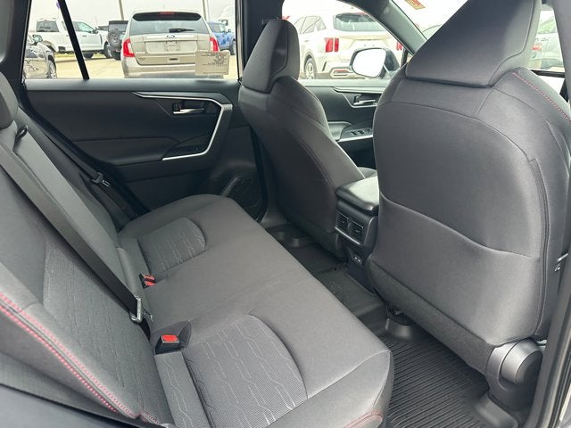 2025 Toyota RAV4 Plug-in Hybrid SE