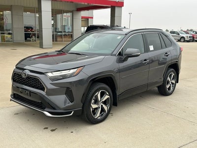 2025 Toyota RAV4 Plug-in Hybrid SE