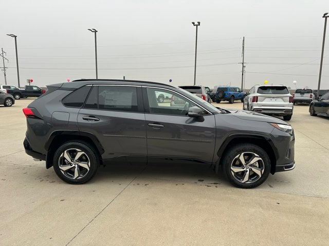 2025 Toyota RAV4 Plug-in Hybrid SE